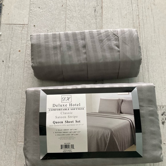 Deluxe Hotel Comfortable softness Classic Sateen Stripe queen sheet set - Picture 2 of 2